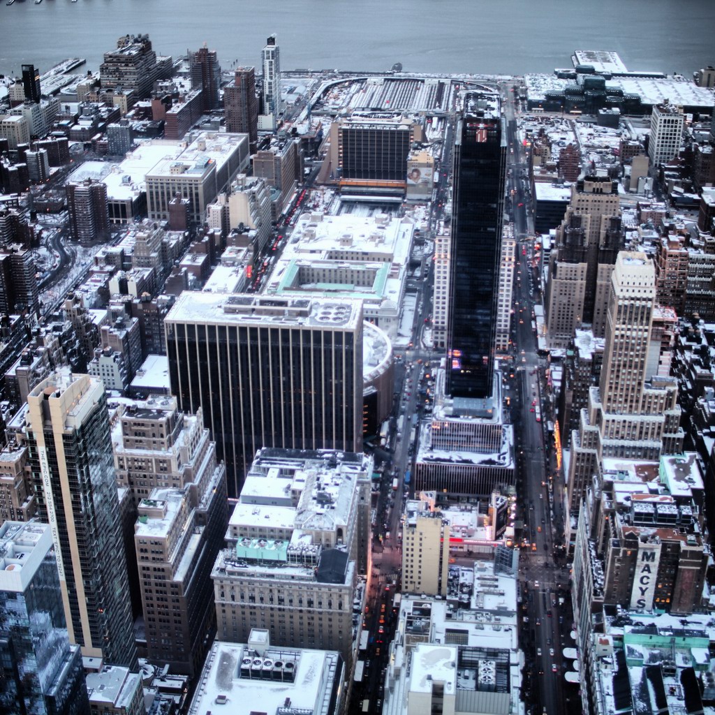 帝国大厦顶楼眺望的雪景