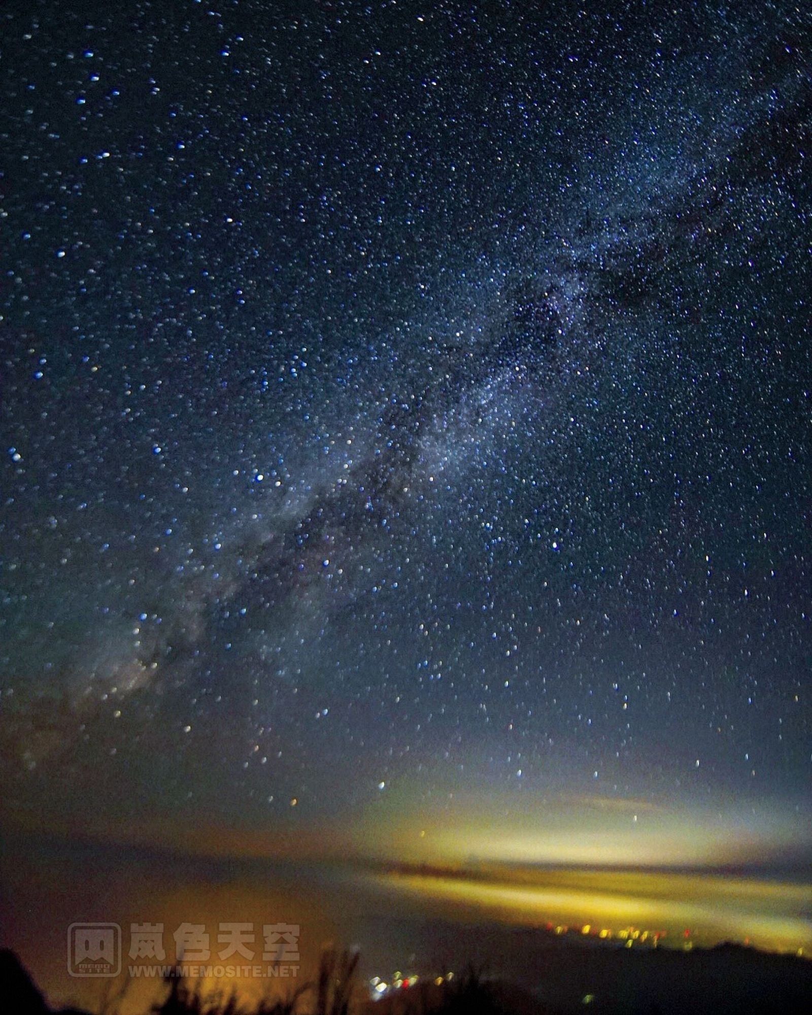 开什么玩笑,我翻这么多山,走这么多路,为的就是银河!什么爬不爬得起来,是必须要爬起来!!