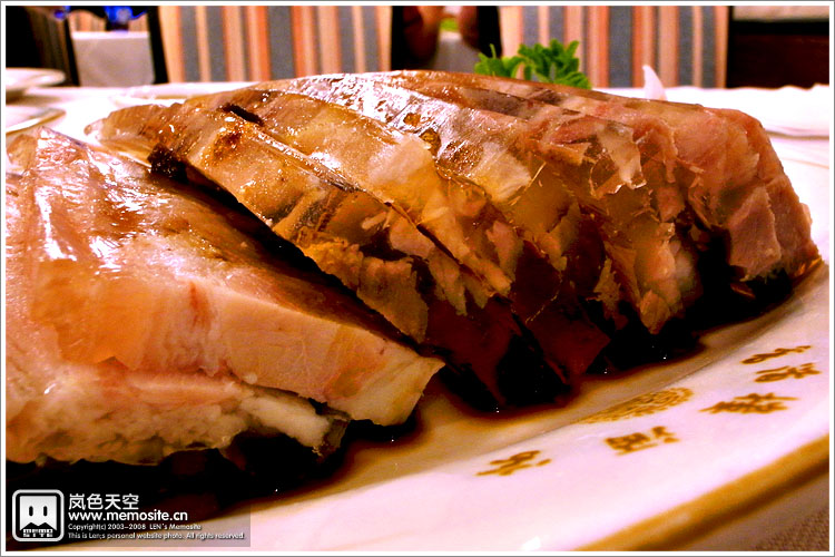 然后这个是叫水晶肉的肉冻